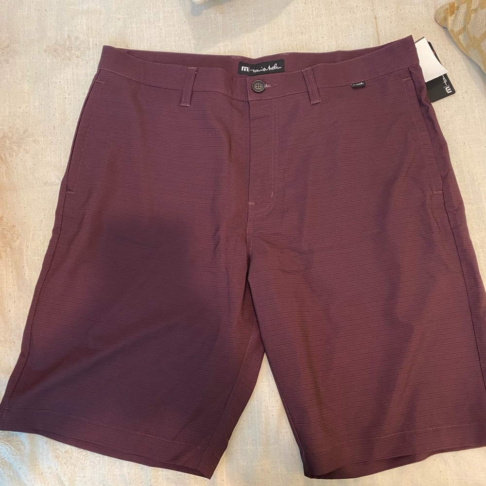 Travis Mathew golf shorts